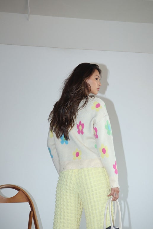 Daisy Print V Neck Sweater