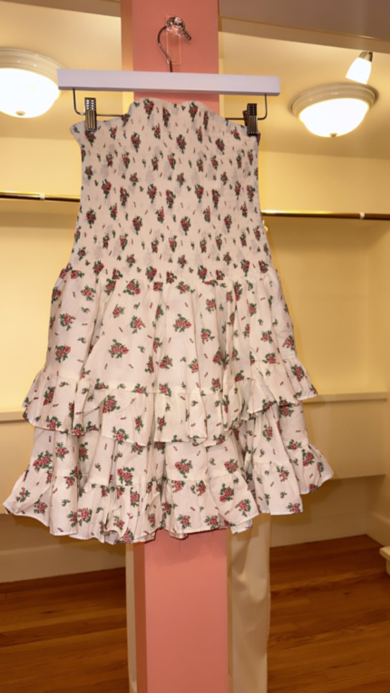 Sleeveless flower dress