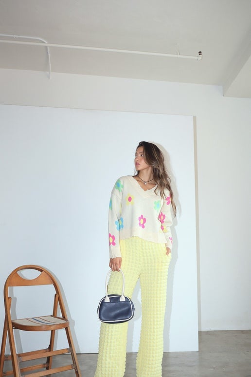 Daisy Print V Neck Sweater